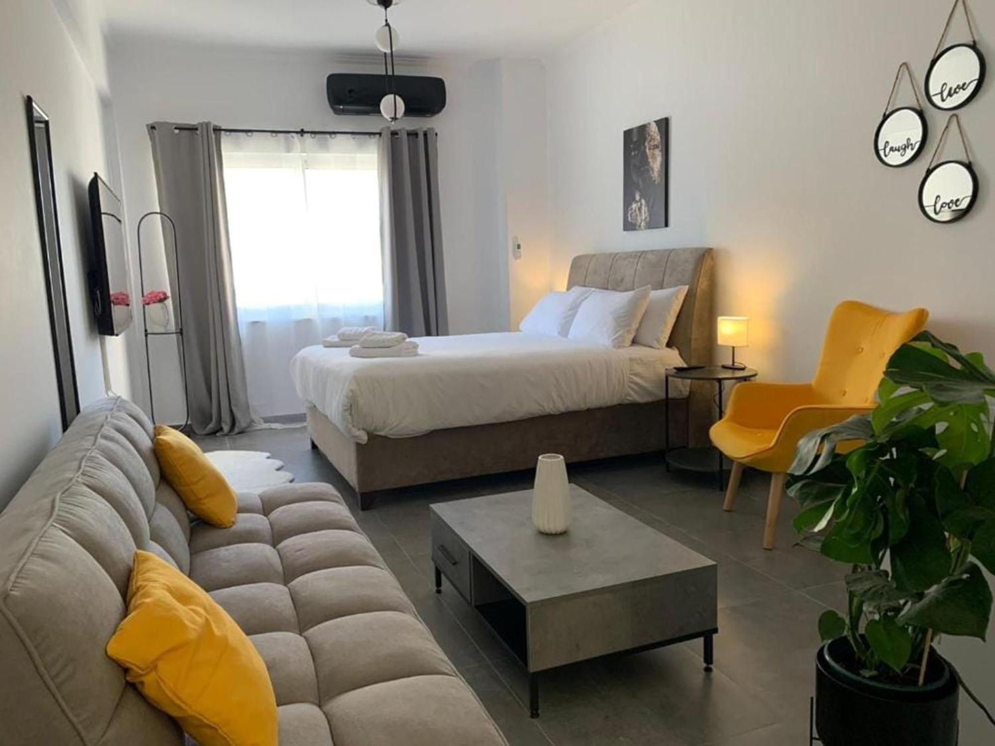 Afrodite Central Apartment By Vpn Atena Exterior foto