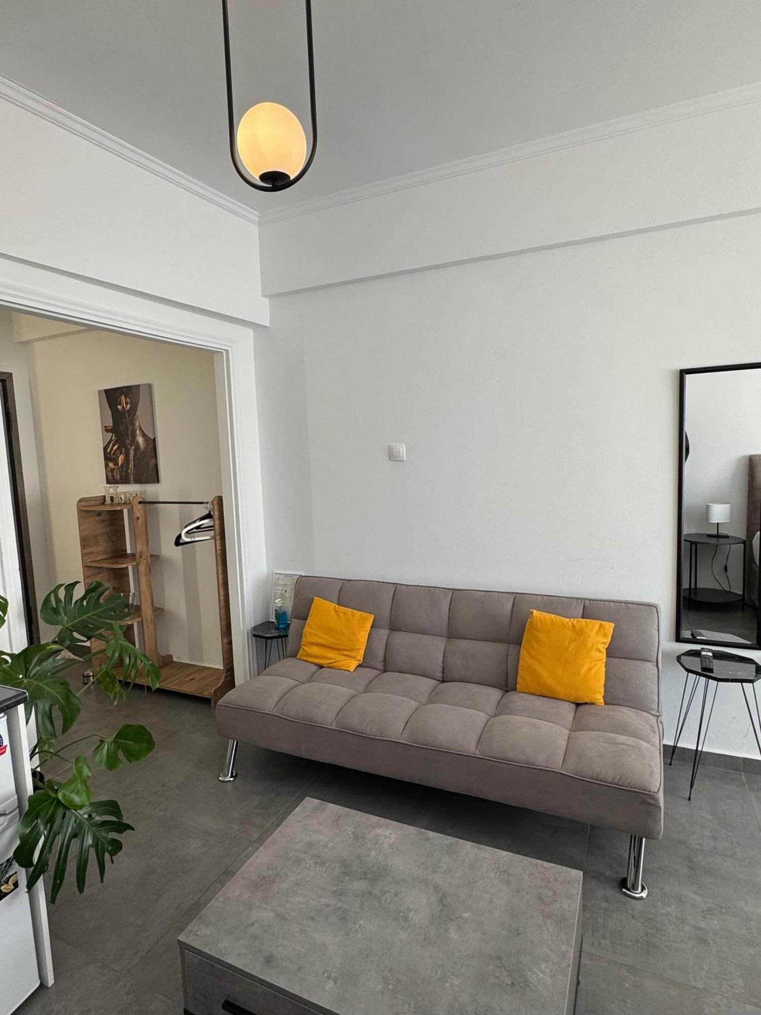Afrodite Central Apartment By Vpn Atena Exterior foto